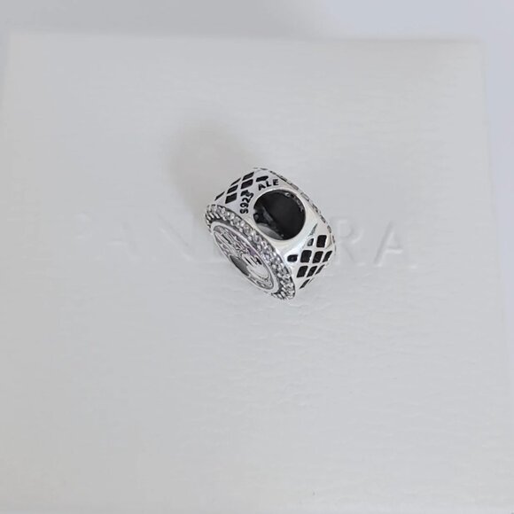 Pandora Disney 100 Disneyland Paris Charm Minnie Mouse Bead Charm S925 Silver - Picture 4 of 6